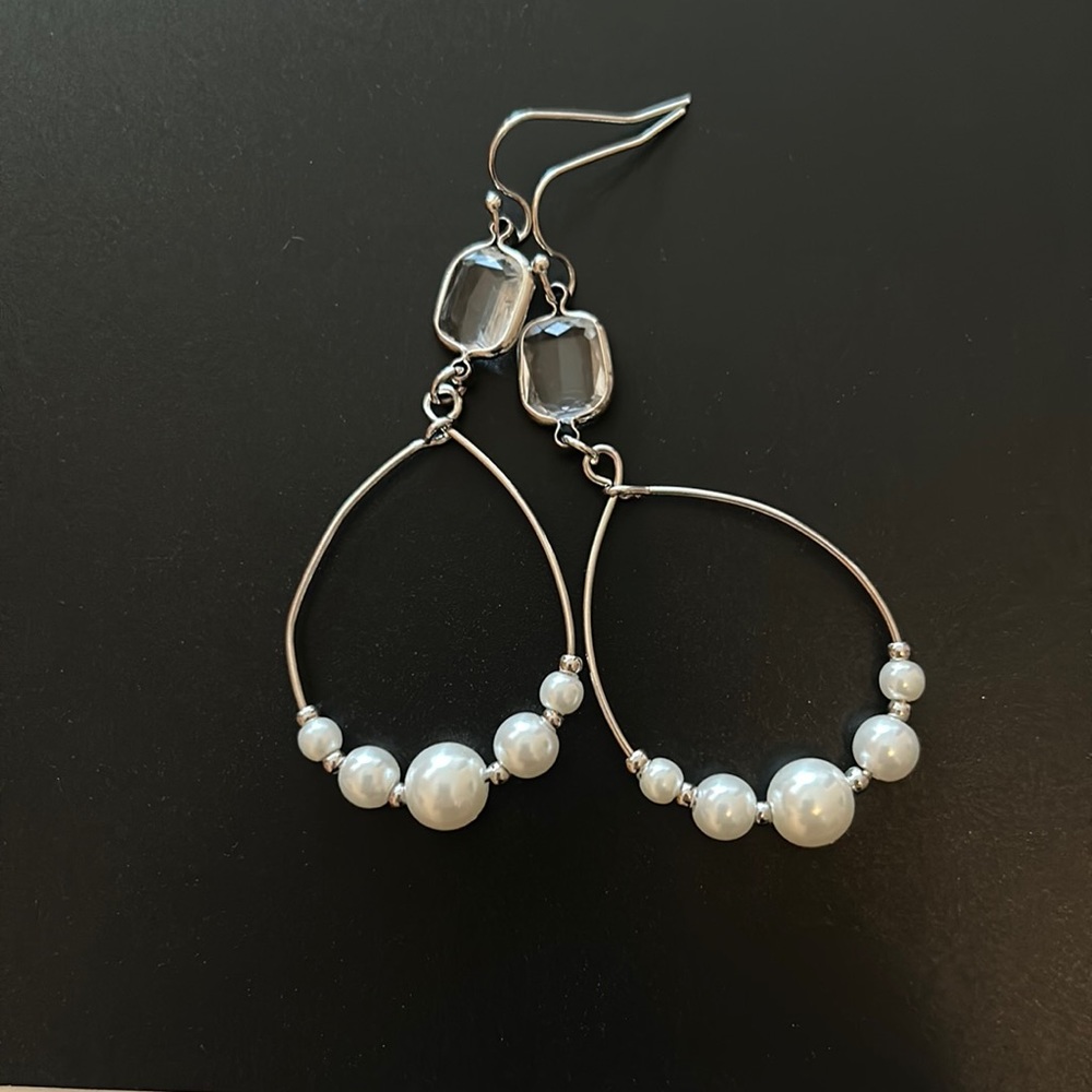 Classy Pearl Dangles with Accent
